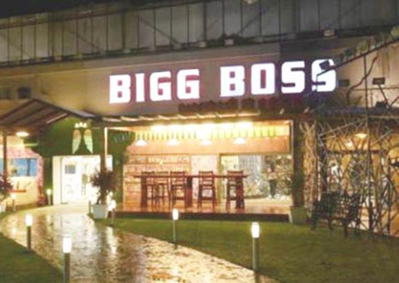 Fire-accident-in-Bigg-Boss-House,-no-casualties-reported