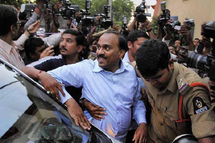 Gali Janardhan Reddy surrenders before Bangalore police