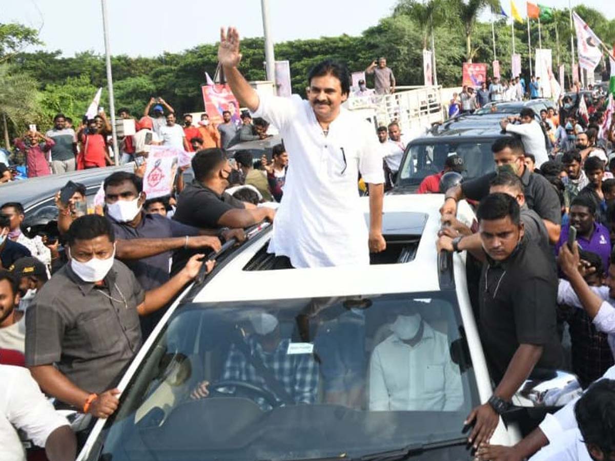 Pawan Kalyan for the people for Vizag Steel Plant