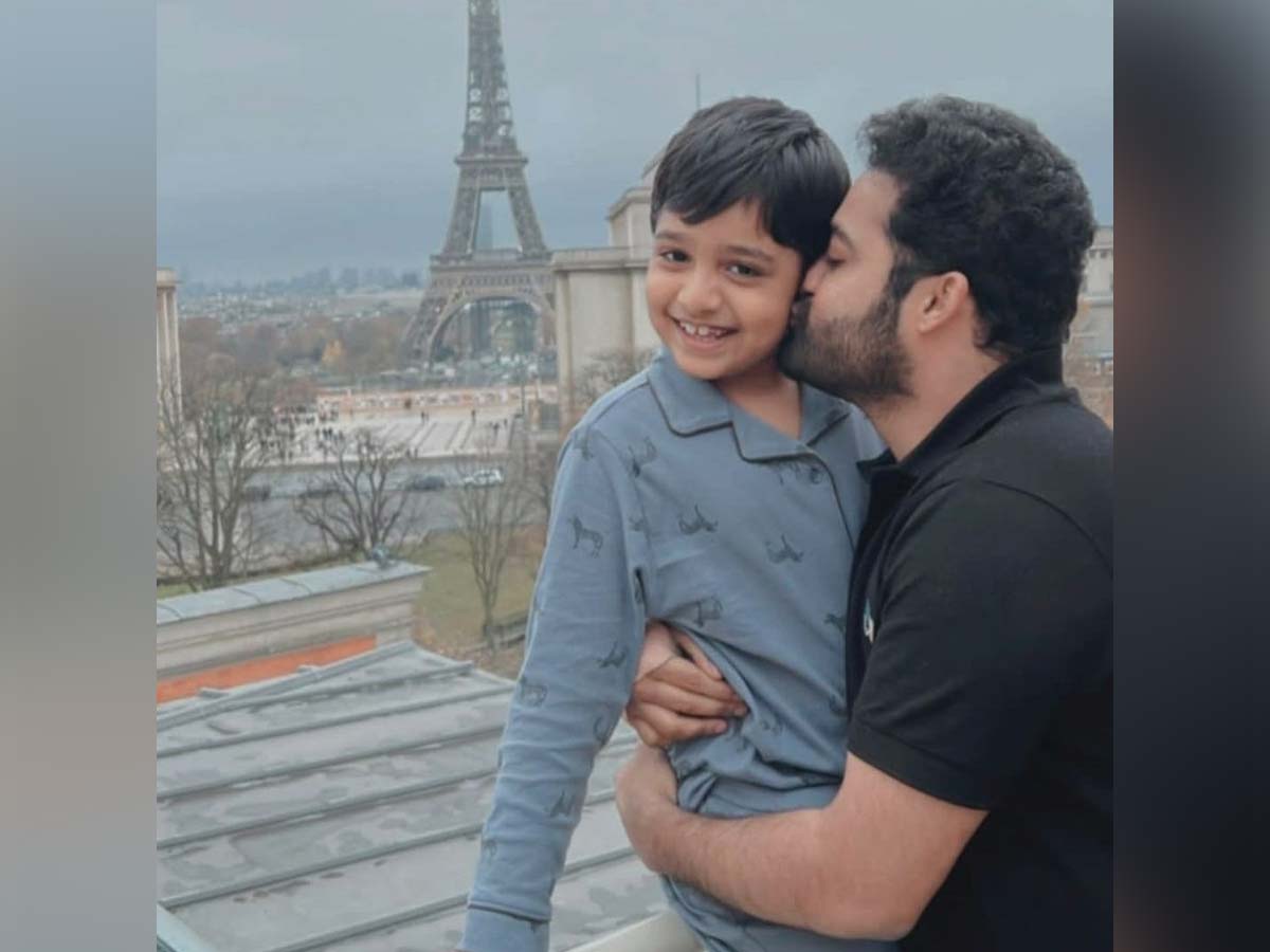 Jr NTR kisses son Abhay Ram: An eyeful of the Eiffel
