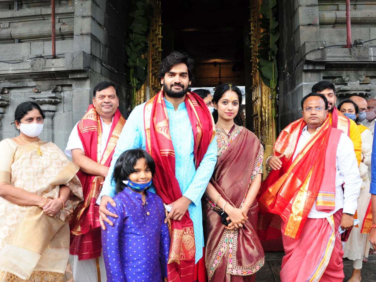 Newlywed Kartikeya and Lohitha take blessings of Lord Sri Venkateswara, Tirupati