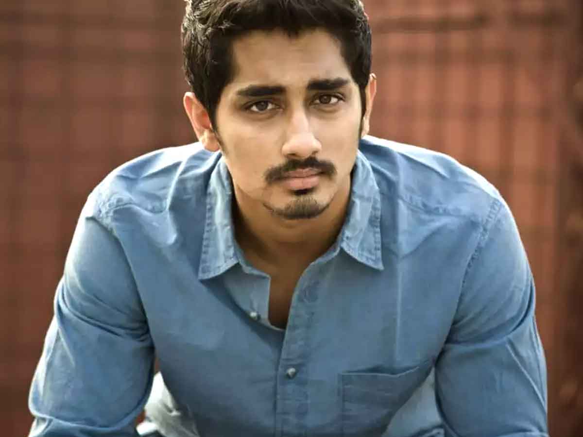 Siddharth about  movie Ticket price: Stop killing the hand that tries to entertain