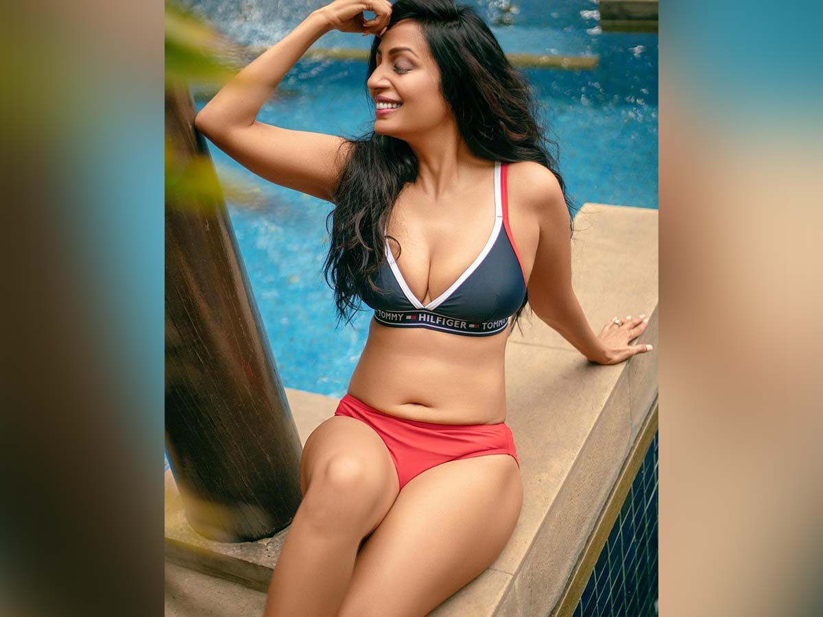 Venkatesh Daggubati item girl bikini pose on her birthday