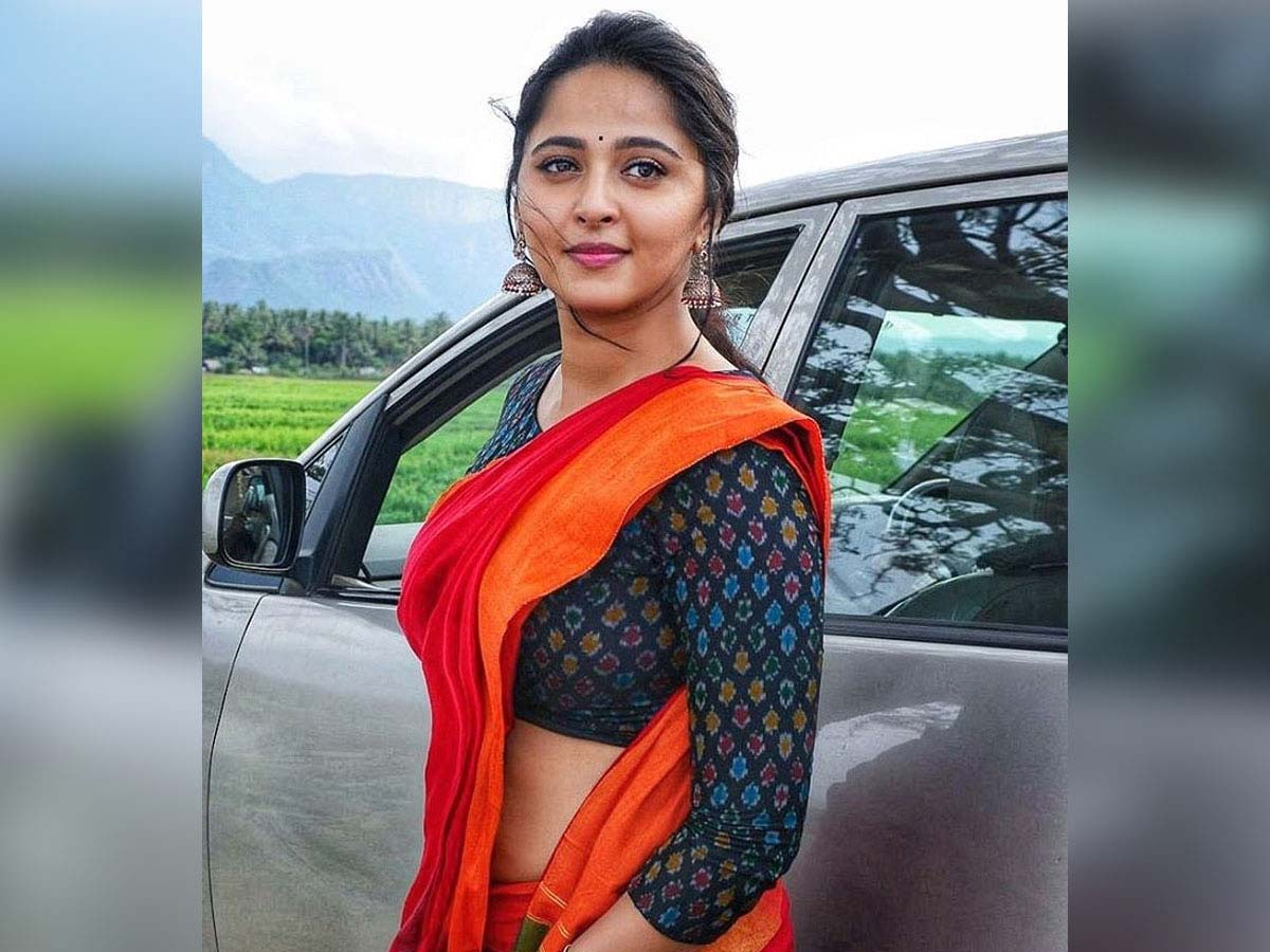Conscious Anushka Shetty reluctance to join the sets