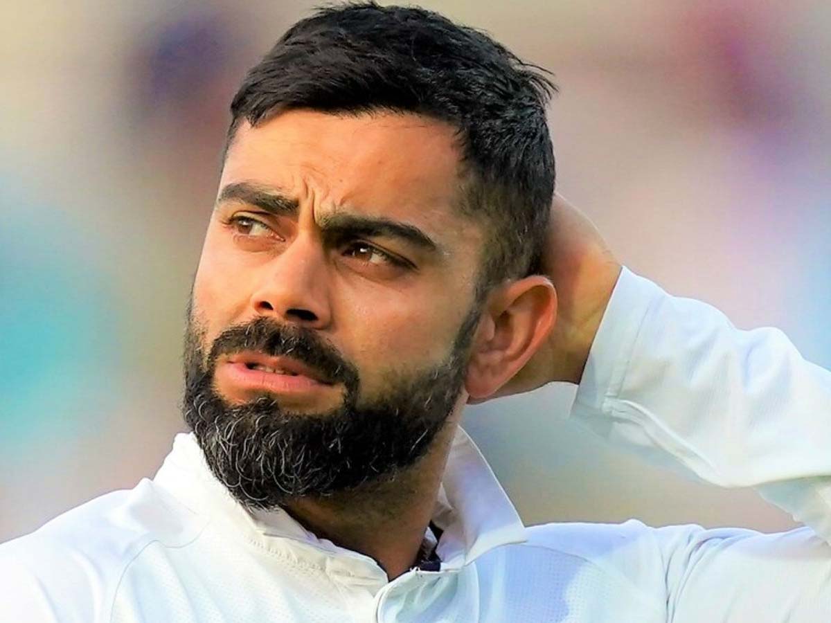 How ill-mannered Virat Kohli was during National Anthem!! Got criticized for his misconduct