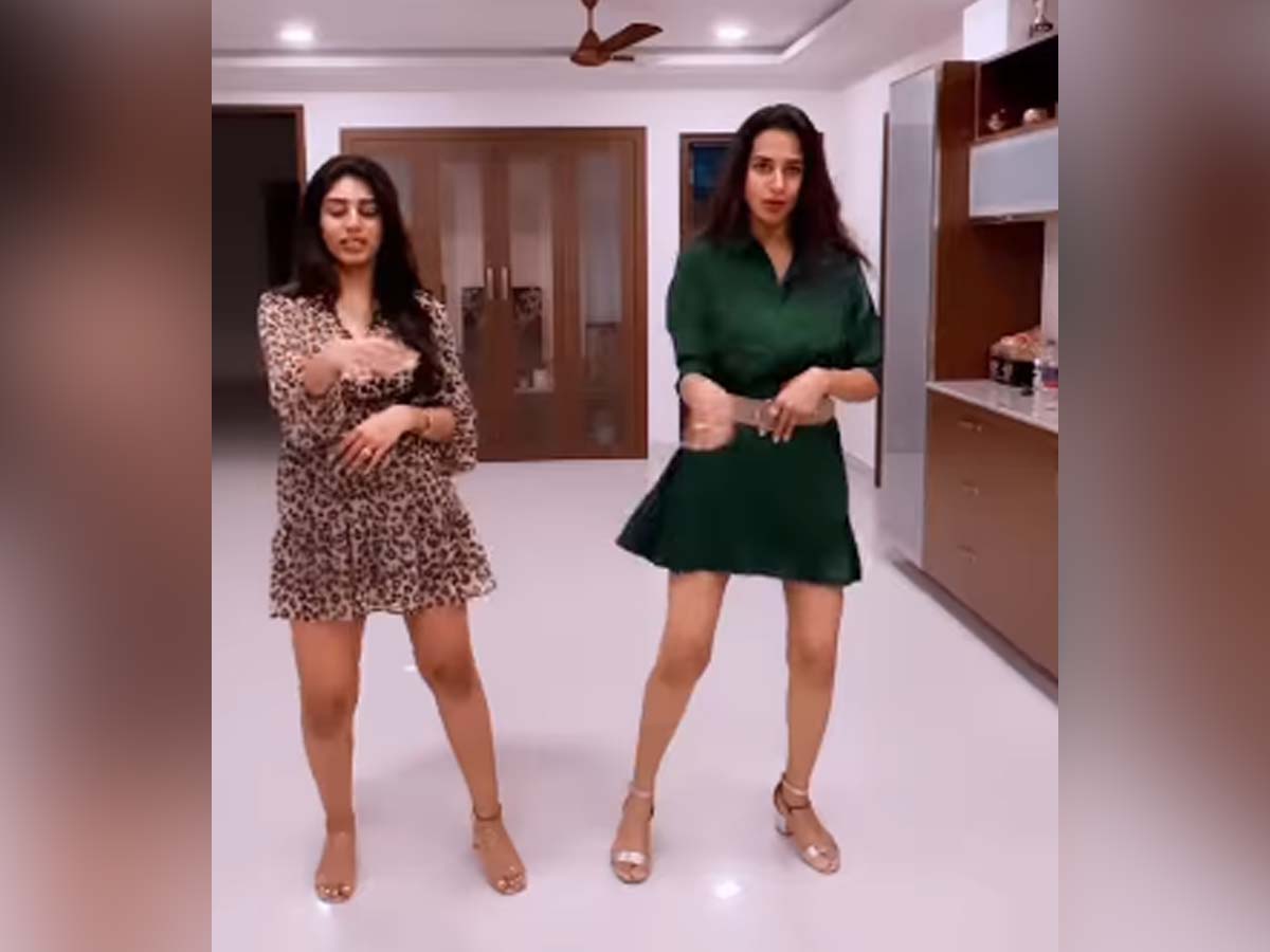 Surekha Vani and daughter Suprita sizzling dance steps - Absolutely rocking