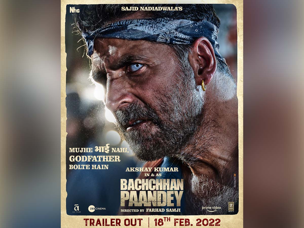 Akshay Kumar's 'Bachchan Pandey' poster - Minacious look