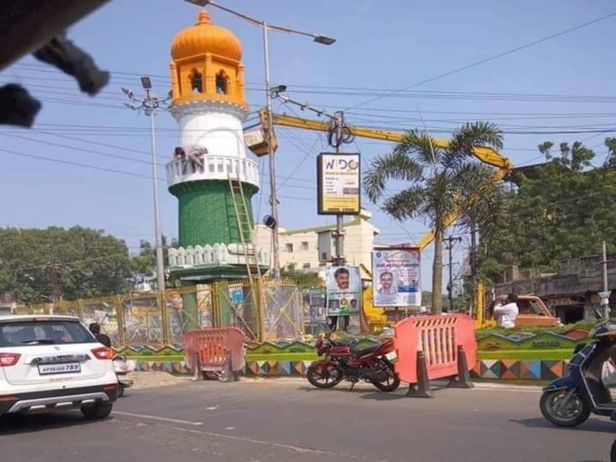 Jinnah Tower in Guntur painted in Tricolour, after BJP's insist on it's name change