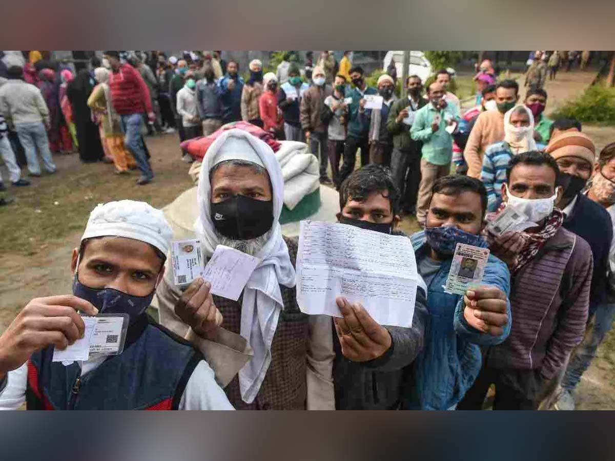 UP Elections 2022 : Phase-1 Voting begins, 623 candidates in fray