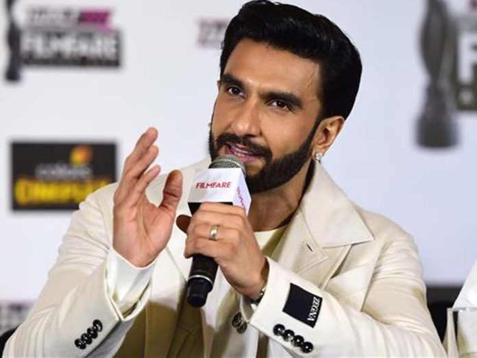 Another request!  Ranveer Singh ready to pose n…  second time