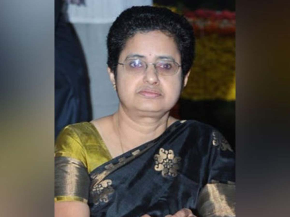 Former CM NTR daughter Uma Maheshwari commits suicide